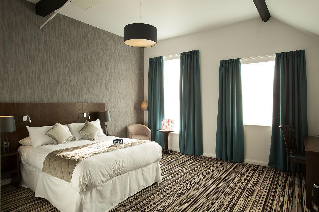 The Furness Railway Wetherspoon Hotell Barrow-in-Furness Exteriör bild
