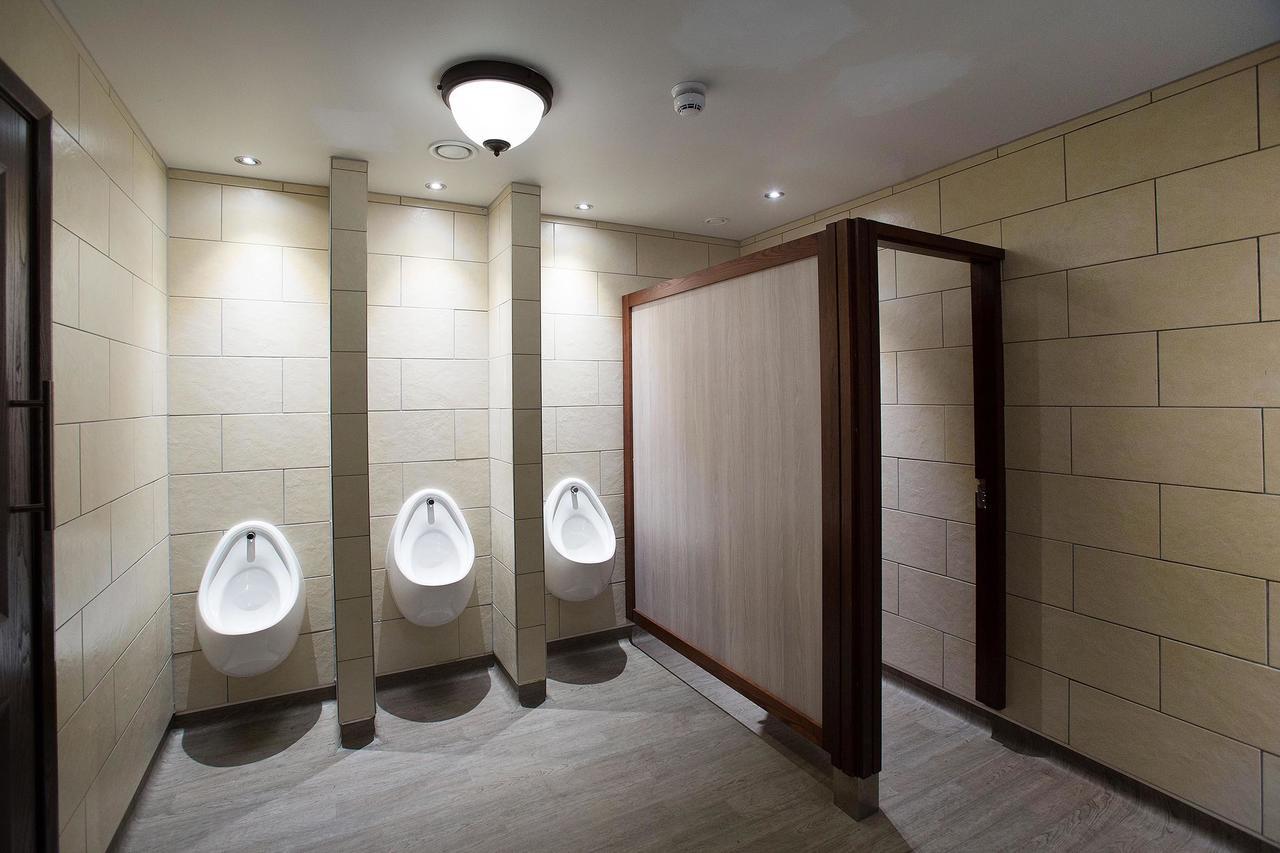 The Furness Railway Wetherspoon Hotell Barrow-in-Furness Exteriör bild