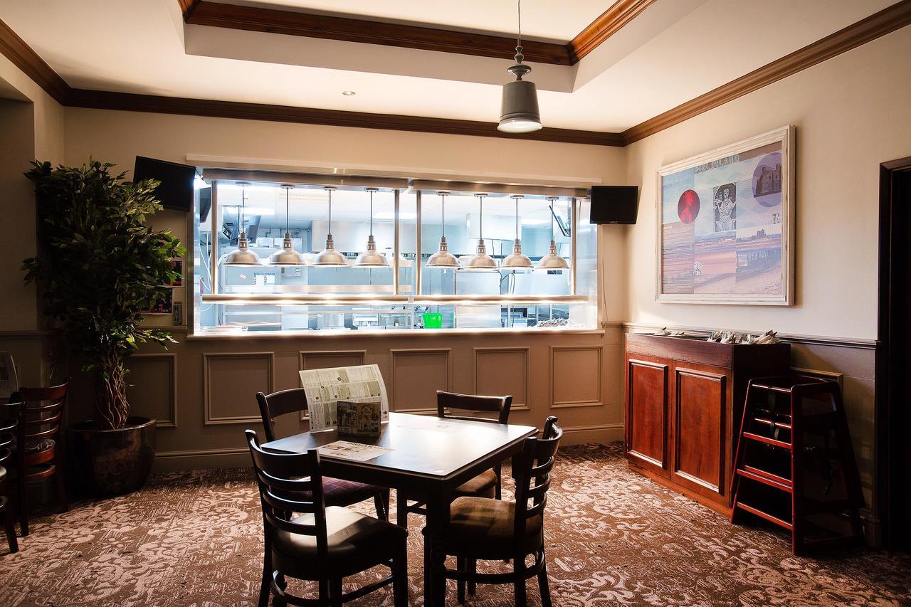 The Furness Railway Wetherspoon Hotell Barrow-in-Furness Exteriör bild