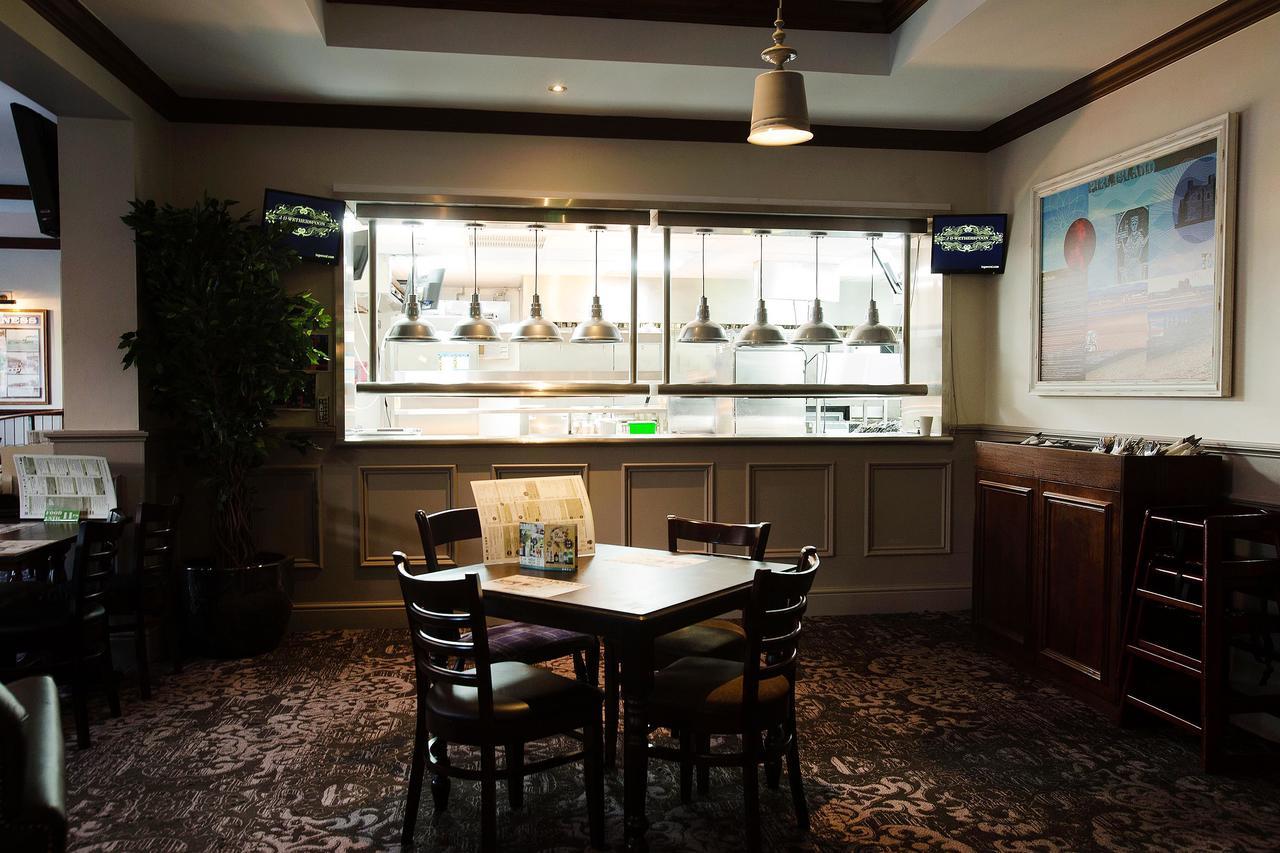 The Furness Railway Wetherspoon Hotell Barrow-in-Furness Exteriör bild