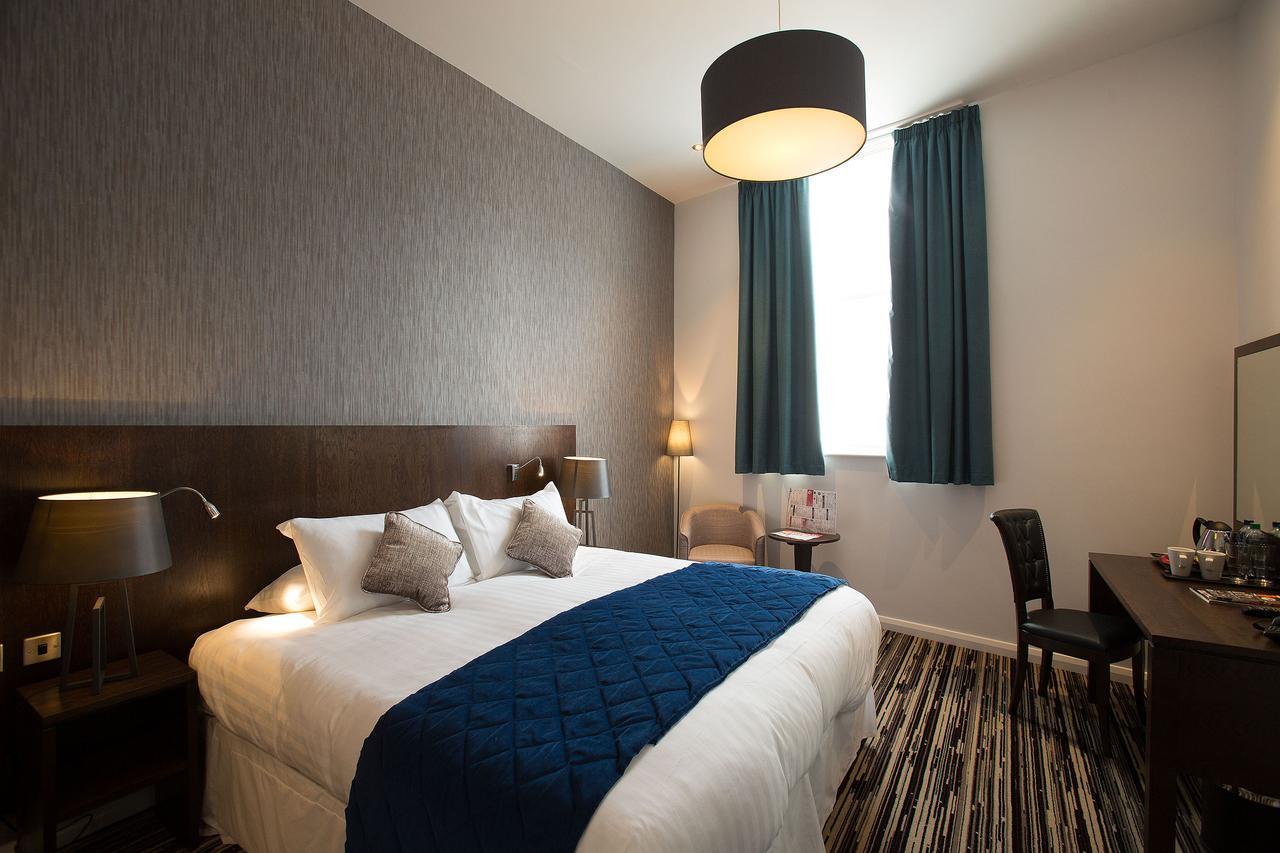 The Furness Railway Wetherspoon Hotell Barrow-in-Furness Exteriör bild